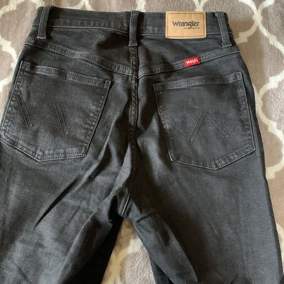 Black Wrangler skinny jeans - Picture 5 of 5